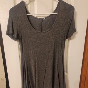 Long gray flowy shirt